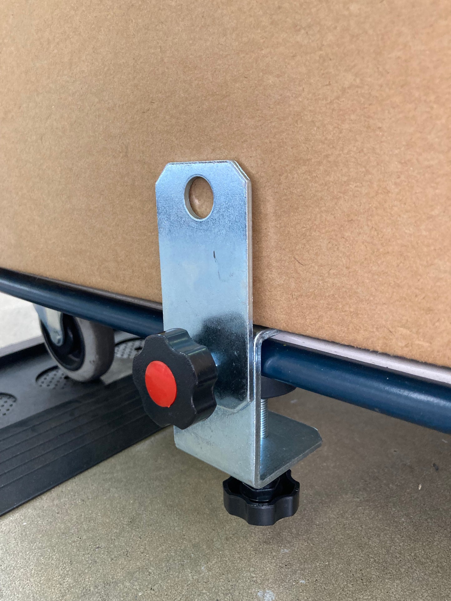 荷崩れ防止クリップ AR-2485
